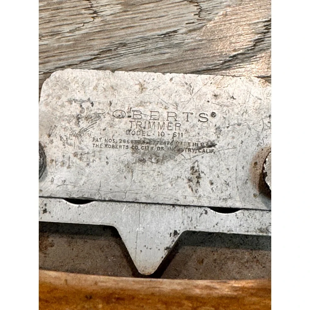 ROBERTS TRIMMER MODEL 10-611 Vintage Carpet‎ Vinyl Flooring Cutter Tool